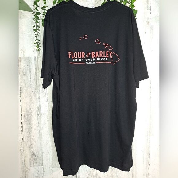 NWOT Canvas by Bella + Canvas Tshirt - Picture 3 of 6